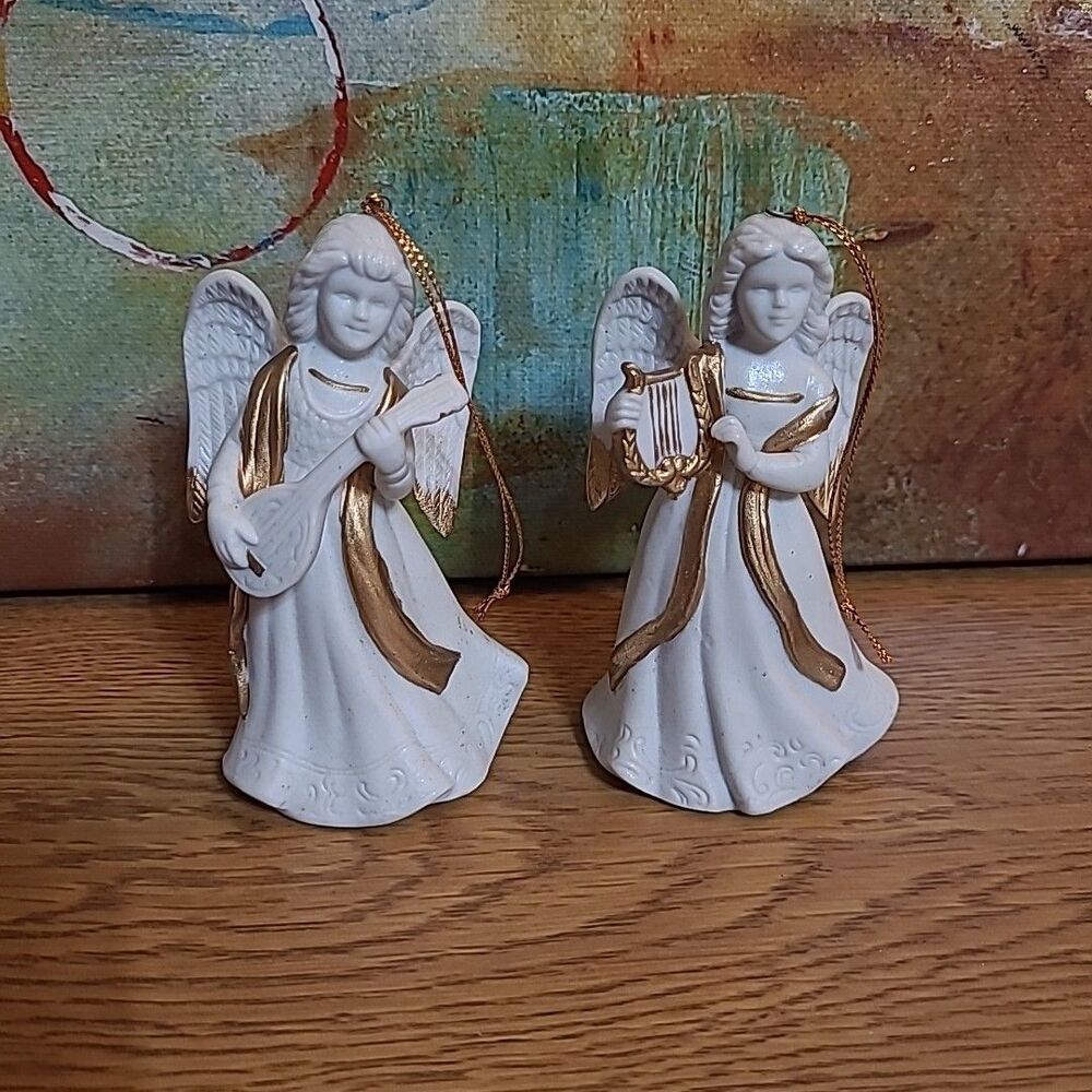 HOMCO Angel Ornaments Playing Instruments 5724 Set of Two 3 7/8 Inch Tall